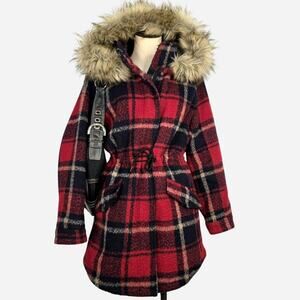 American Eagle Faux Fur Hood Plaid Winter Coat Plaid Red Black Size Medium